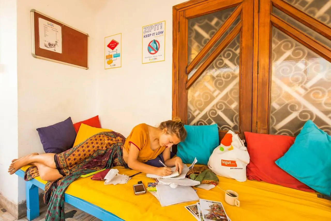 Gostops Lite Varanasi Hostel